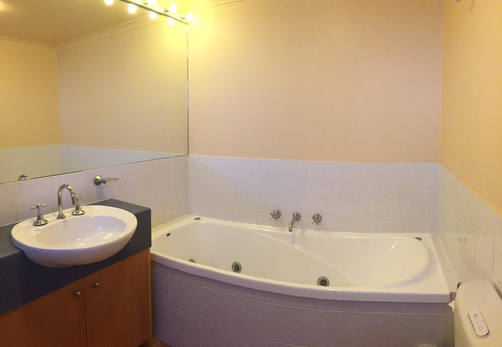 פורט פיירי Horizons Beachfront Apartment מראה חיצוני תמונה